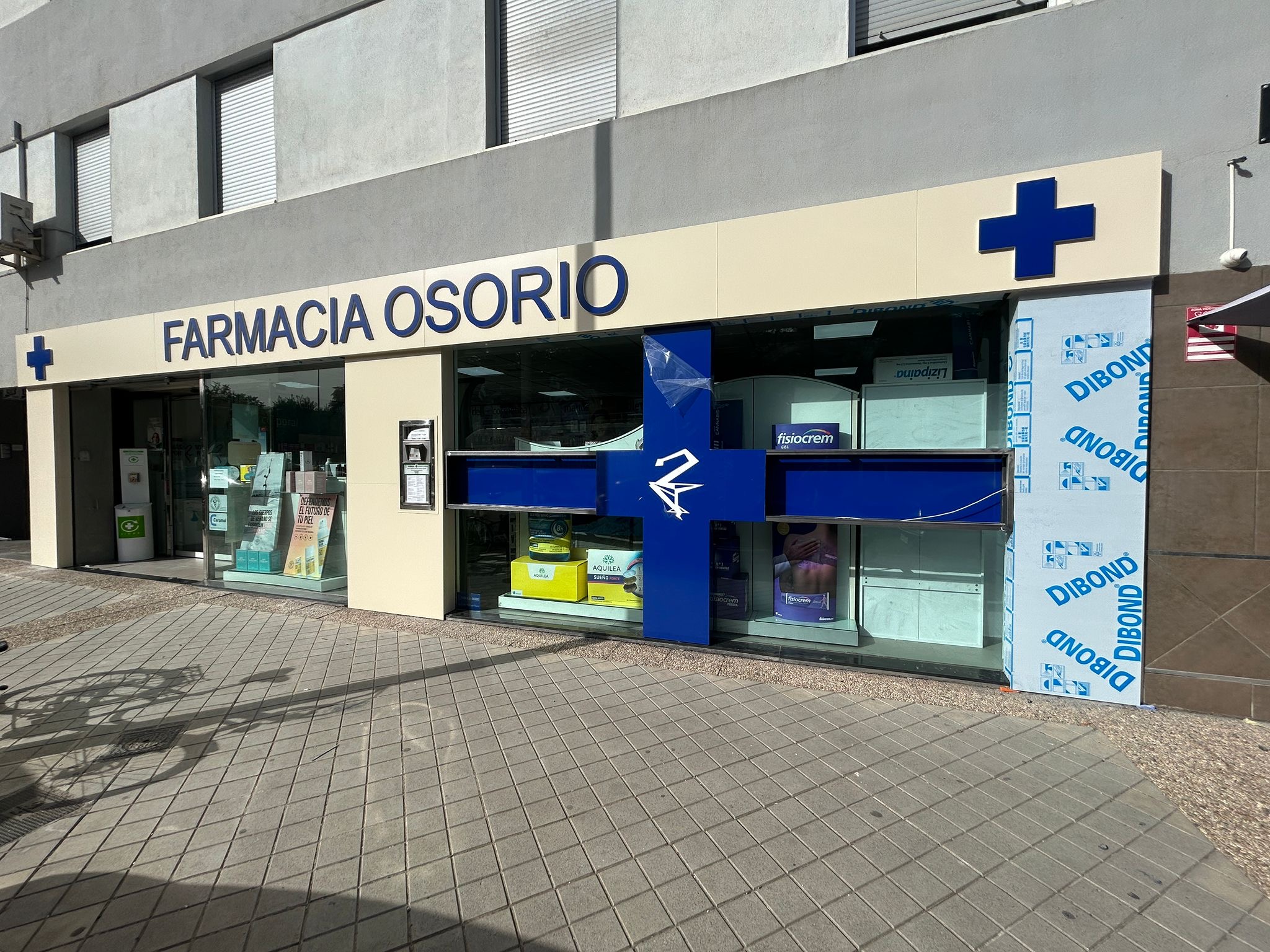 https://grupopalga.es/wp-content/uploads/2025/11/farmacia-osorio.jpg